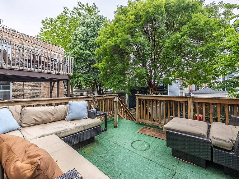 3450 N Leavitt St #1 — Photo 16
