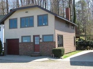 11233 Lakefront Dr, North East, PA 16428