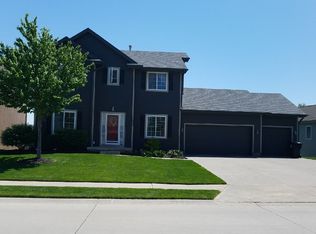 9219 S 169th St, Omaha, NE 68136