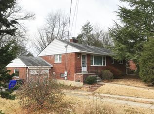 3000 N Underwood St, Arlington, VA 22213