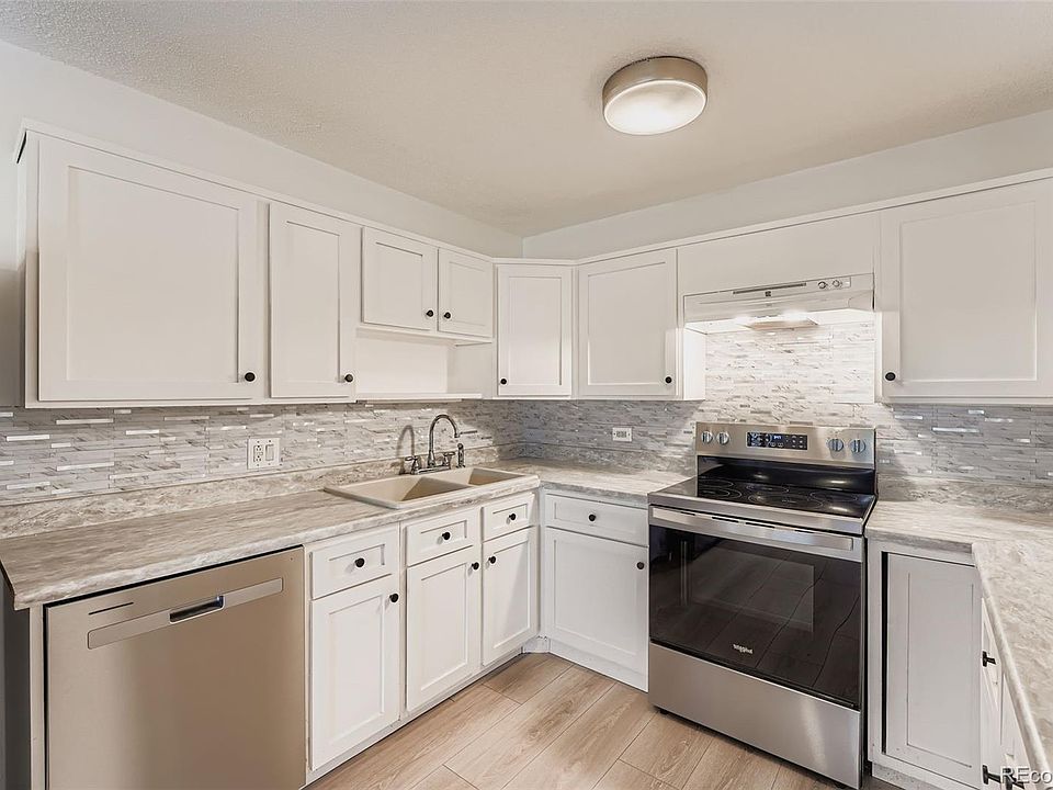 1st image of 705 S Alton Way #5C