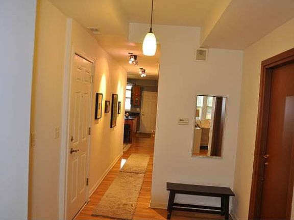5th image of 3906 W Ainslie St #2