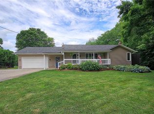 183 Fairway Dr, Akron, OH 44333