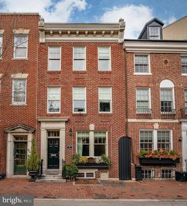 617 Pine St, Philadelphia, PA, 19106