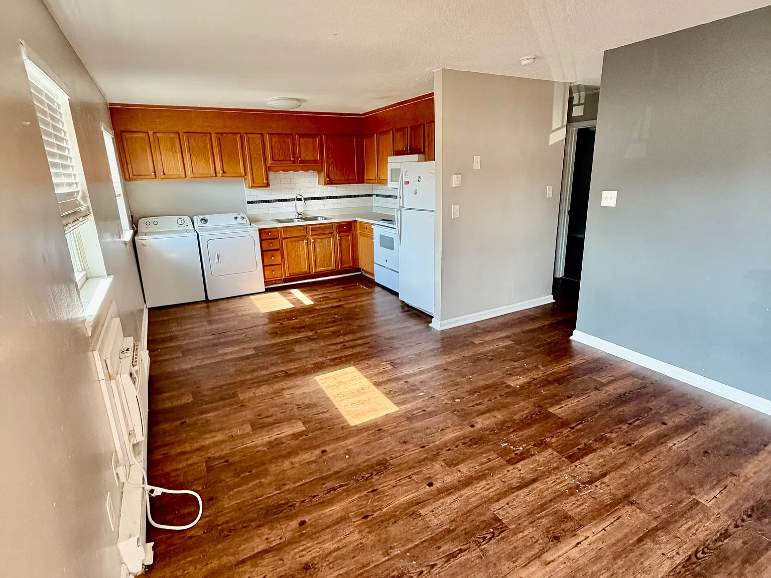 2 bed, 750 sqft, $1,250 — Photo 2
