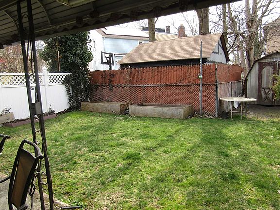 4th image of 614 S 9th Ave