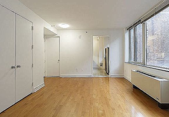 3rd image of 401 E 60th St #50