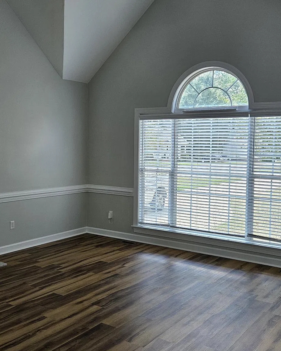 3 bed, 1430 sqft, $1,895 — Photo 2