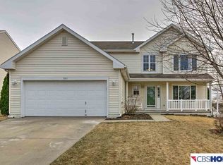 9811 Melissa St, La Vista, NE 68128