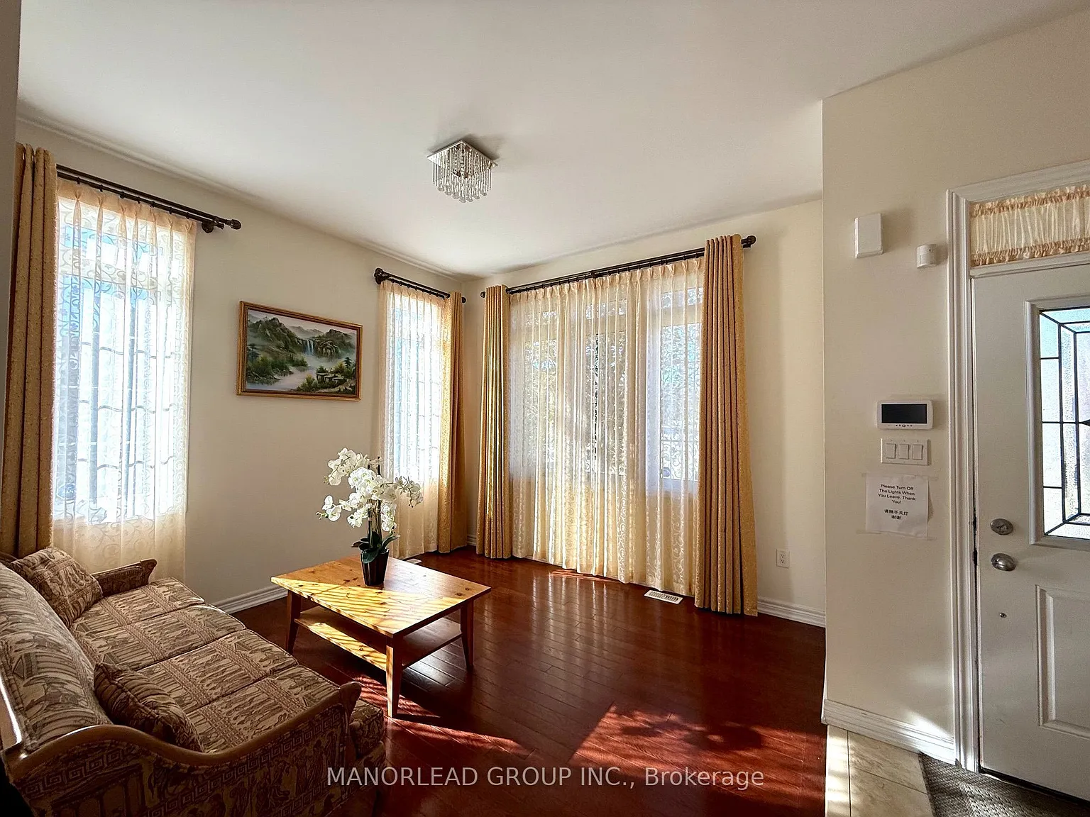 5 bed, $5,000 — Photo 2