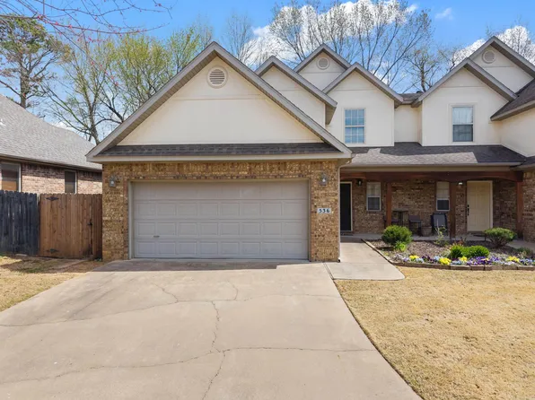 536 S Pierremont Dr, Fayetteville, AR 72701