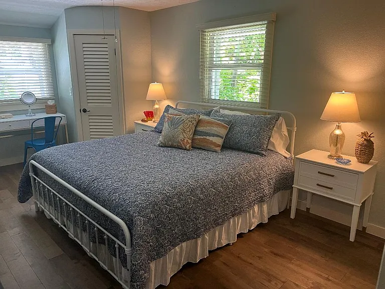1050 Gulf Dr — Photo 13