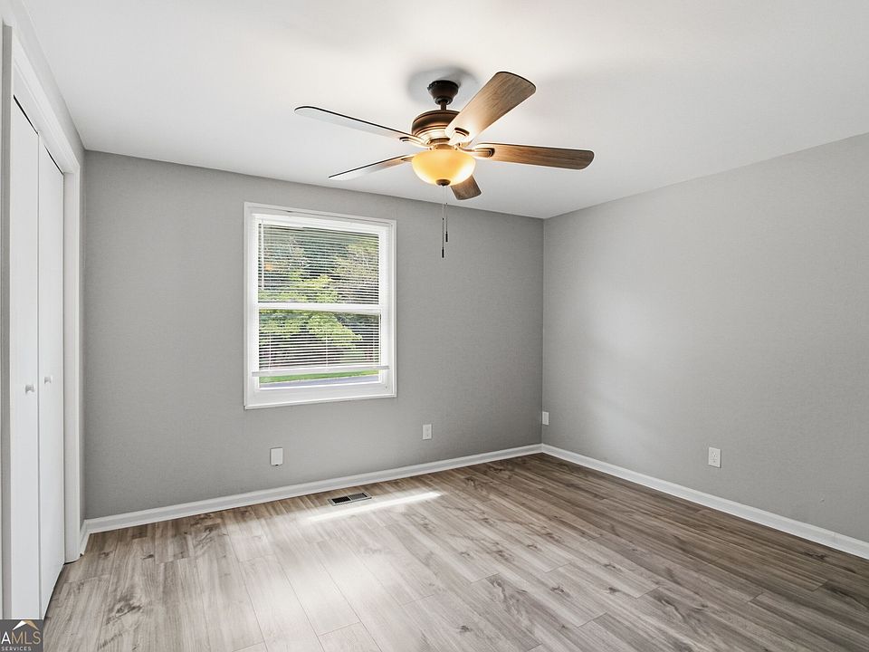 きゃめ⭐︎ 3724 Bramblevine Cir, Lithonia, GA 30038 | MLS #10844737 | Zillow