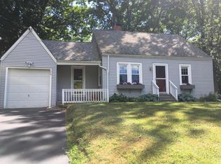 6510 Taylor Rd, Hamburg, NY 14075