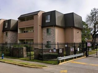 8421 Hearth Dr APT 21, Houston, TX 77054