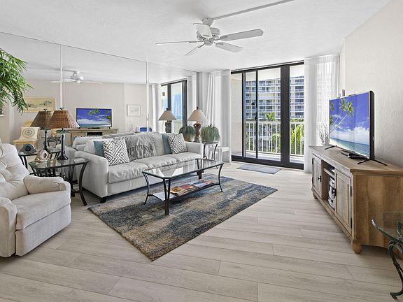 2nd image of 440 Seaview Ct APT 507
