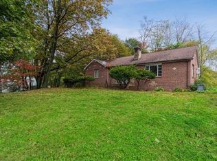 416 Violet Ave, Poughkeepsie, NY 12601