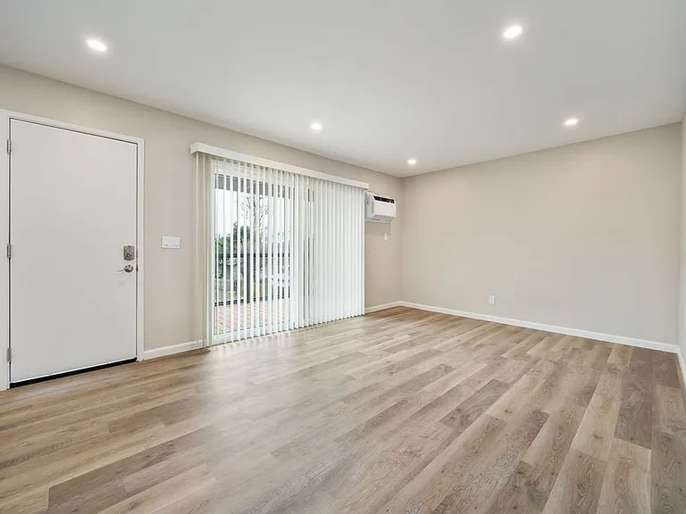 5340 Olmeda Ave — Photo 3