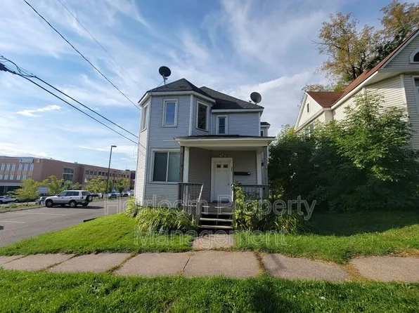 223 N 11th Ave E, Duluth, MN