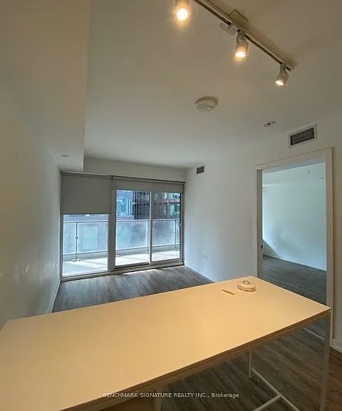 77 Shuter St #603 — Photo 5