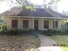 1st image of 154 De Val Dr