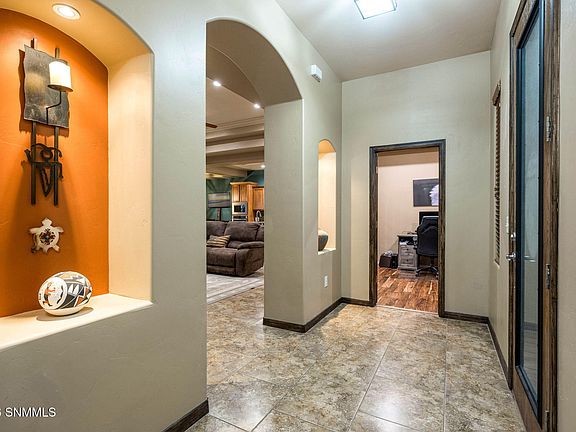 5th image of 4335 Isleta Ct