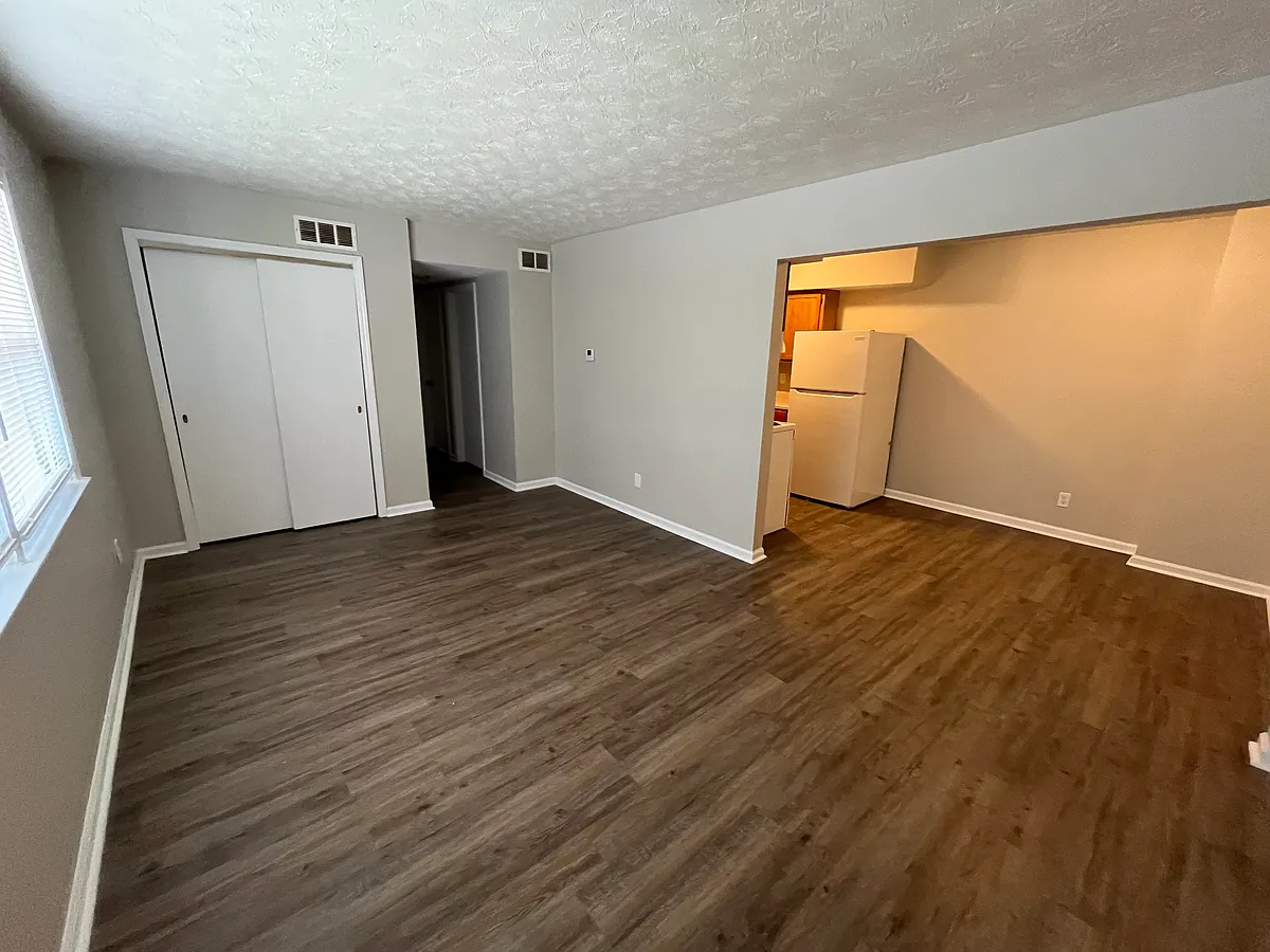 Building Photo - 2101 Fontaine Rd #4