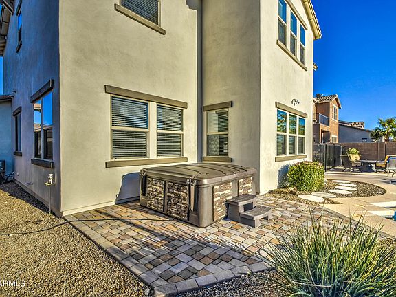 5th image of 13910 S 180th Avenue