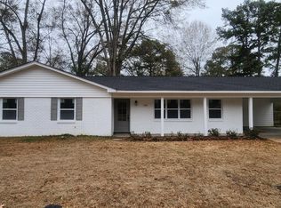 5314 Ridgewood Rd, Jackson, MS 39211