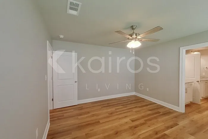 13772 Willowmore Dr — Photo 12