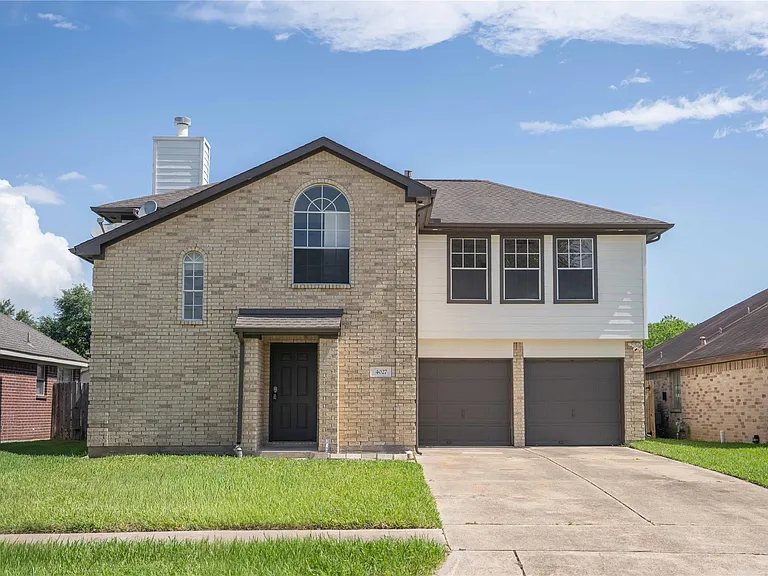 4027 Almond Lake Dr — Photo 1