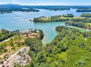 17 Lakestone Rd, Union Hall, VA 24176