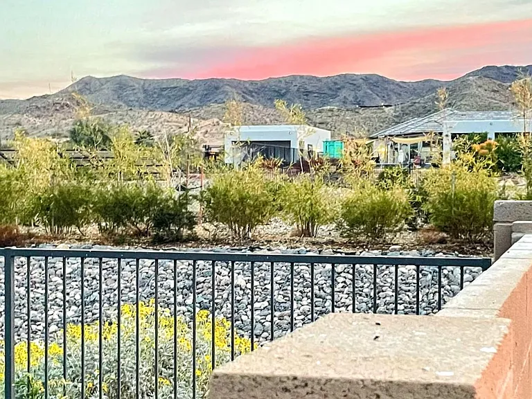 1547 W Corral Rd — Photo 34