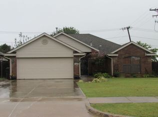 1200 Newbury Dr, Norman, OK 73071