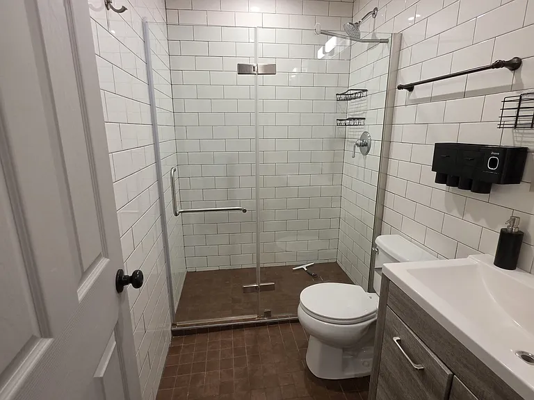 342 Forest Ave #C6 — Photo 10