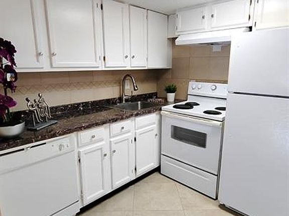 3rd image of 2500 Harn Blvd APT F26