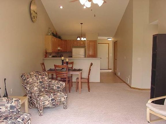 3rd image of 1415 Broadway St APT 42