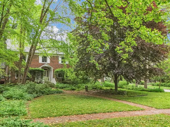 402 W Pennsylvania Ave, Urbana, IL 61801