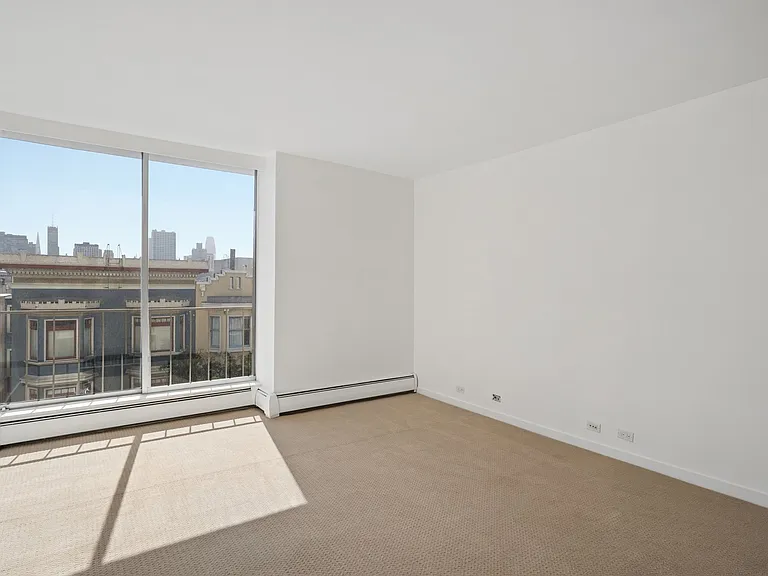 1835 Franklin St #301 — Photo 15