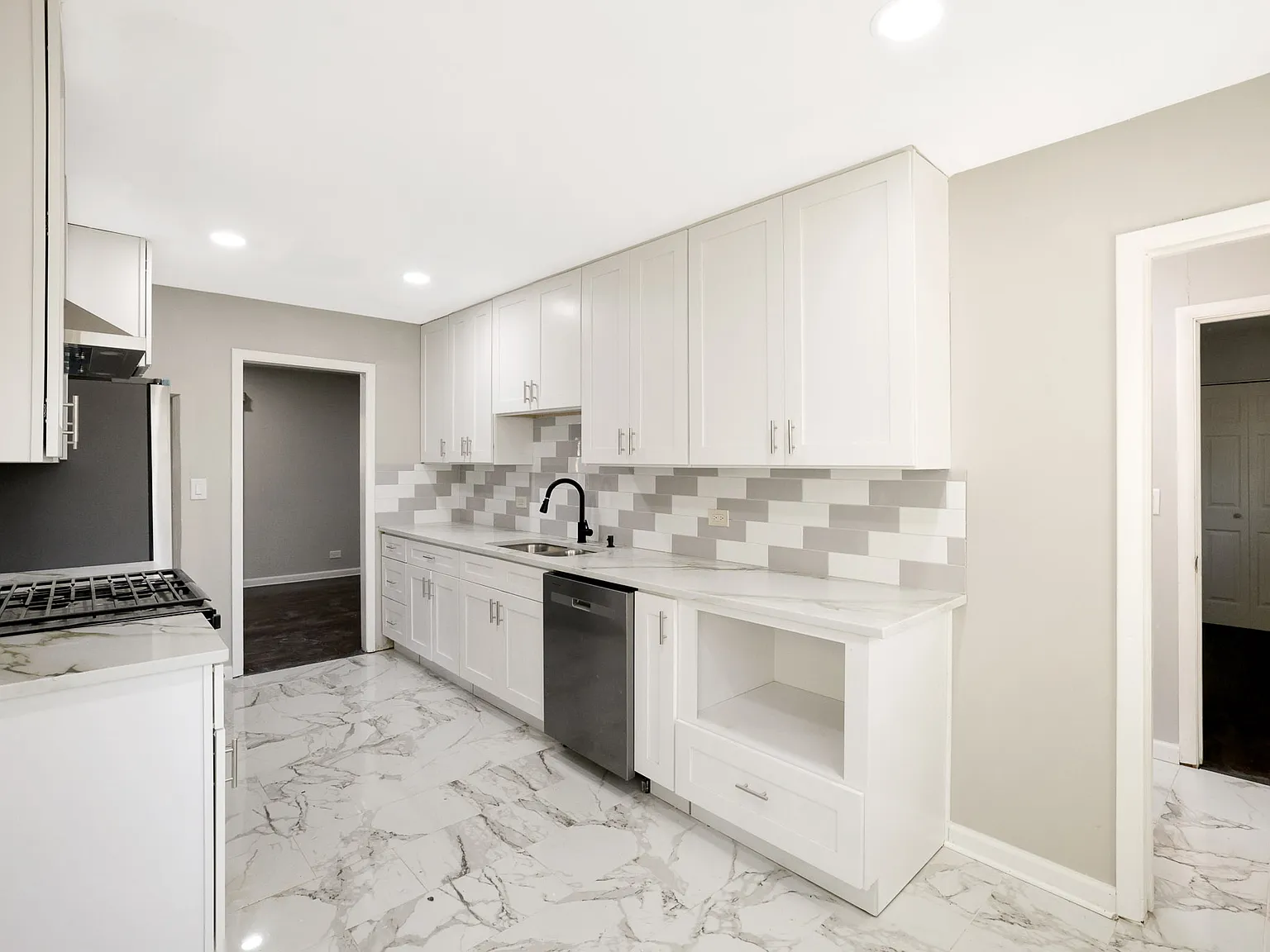 4 bed, 1665 sqft, $3,600 — Photo 3