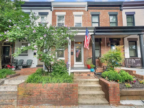 258 Warren St NE, Washington, DC 20002