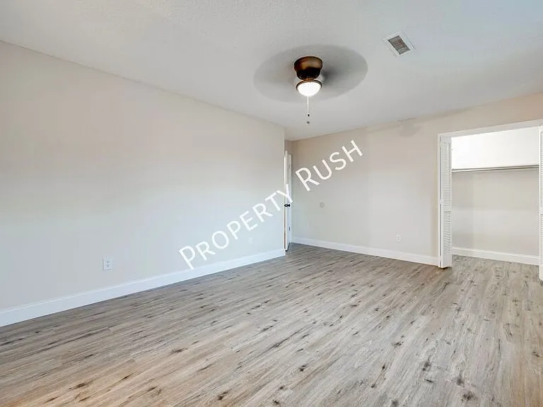 2323 Green Forest Dr #A — Photo 16