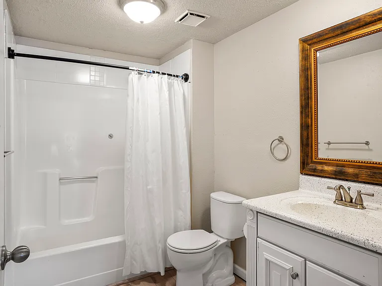 2915 Monica Dr W — Photo 13