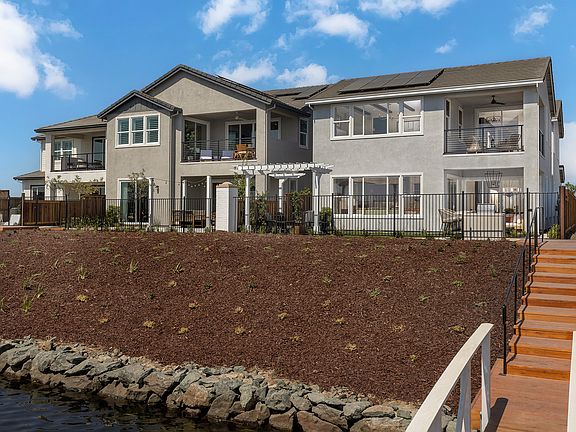 Kiper_CapriAtRiverIslands_Res3-RearExteriorDay_7519c-4500