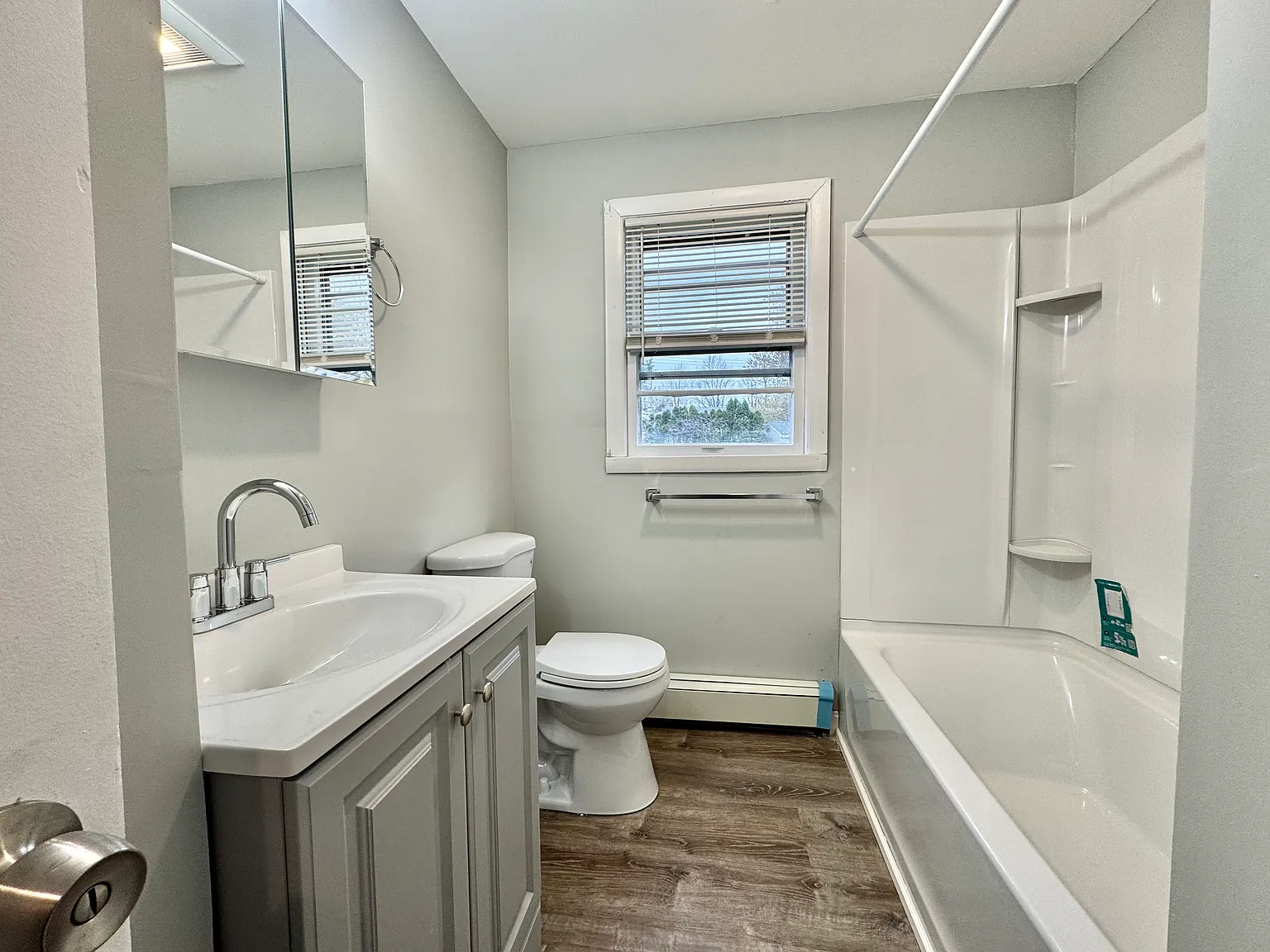 2 bed, $1,850 — Photo 4