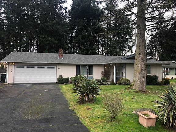 2nd image of 410 Trailblazer St SE