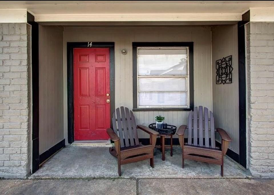 1st image of 4515 Oxford St #2