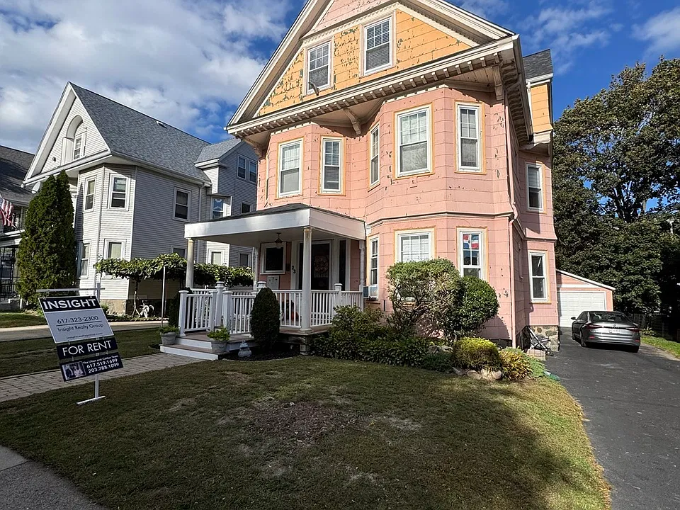23 Fletcher St #3