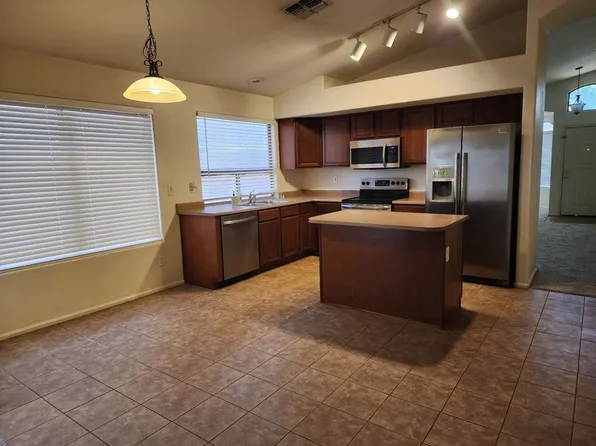 21753 N Kirkland Dr, Maricopa, AZ 85138