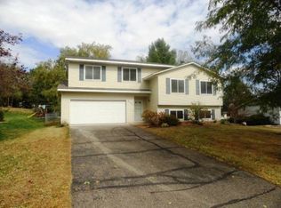 8926 72nd St S, Cottage Grove, MN 55016